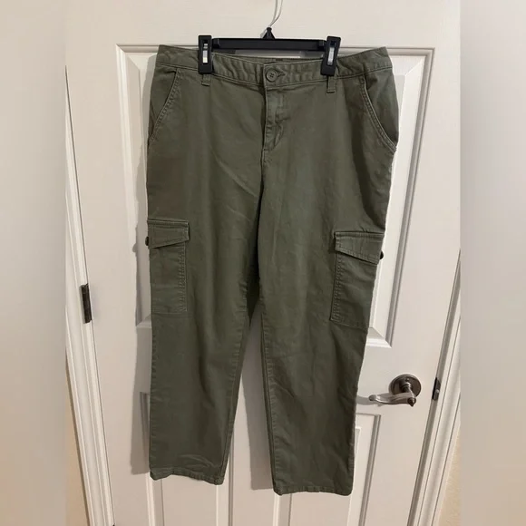 1822 Denim Straight Leg Cargo Pants Military Green Kasey 14 - Picture 2 of 11